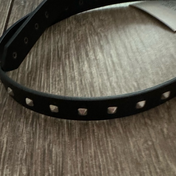 NWT Punto Fubbia made in Italy Black leather studded Belt, OSFM - Picture 6 of 9